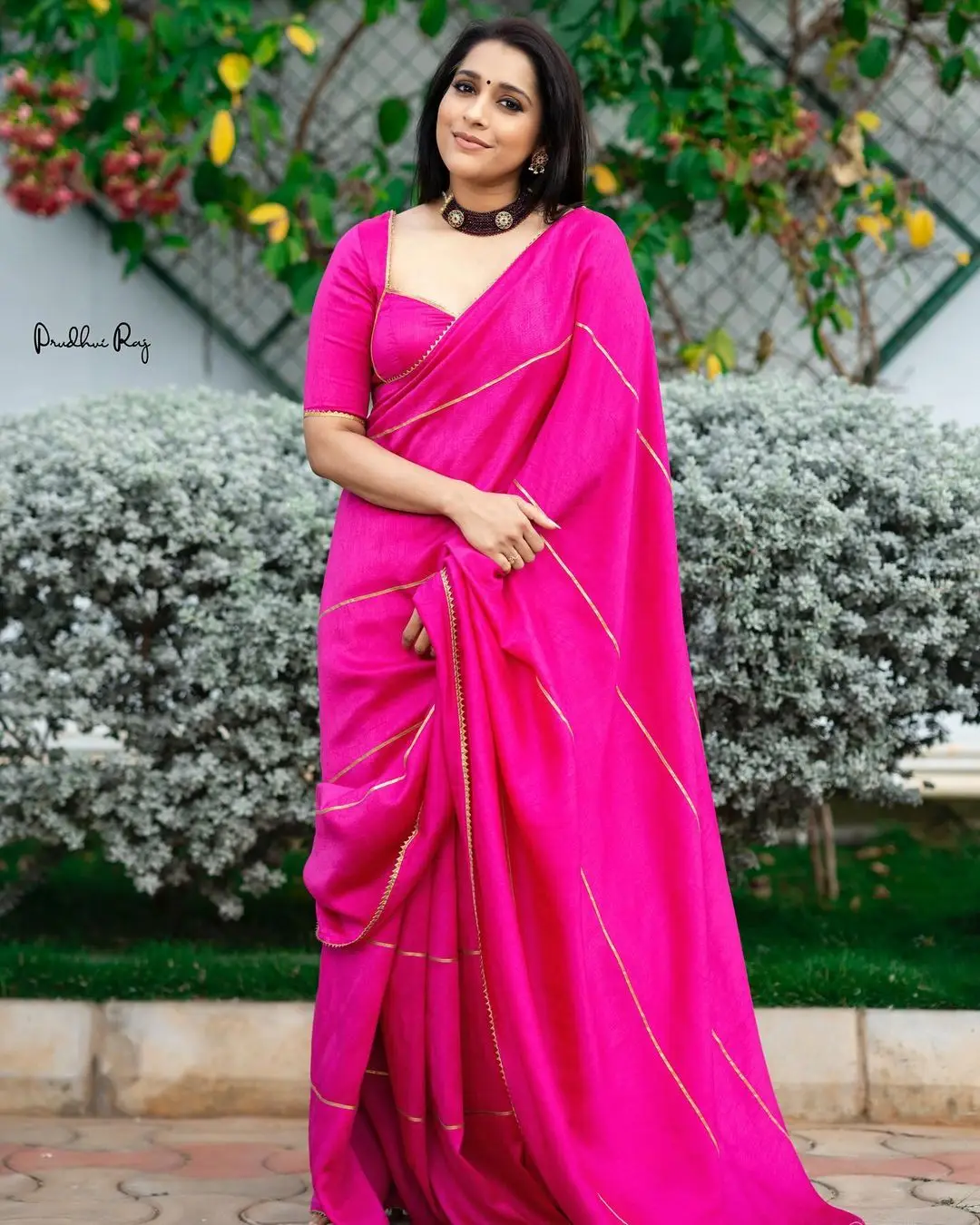 Rashmi Gautam In South Indian Traditional Pink Saree Blouse